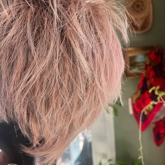 Tony of Beverly KRIS color: pink pearl rooted heat resistant wig - Picture 3 of 16